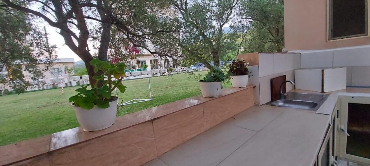 Novruzi Complex Villa Vlorë Exterior foto